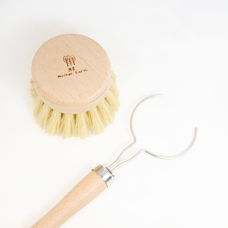 Me Mother Earth Dish Brush